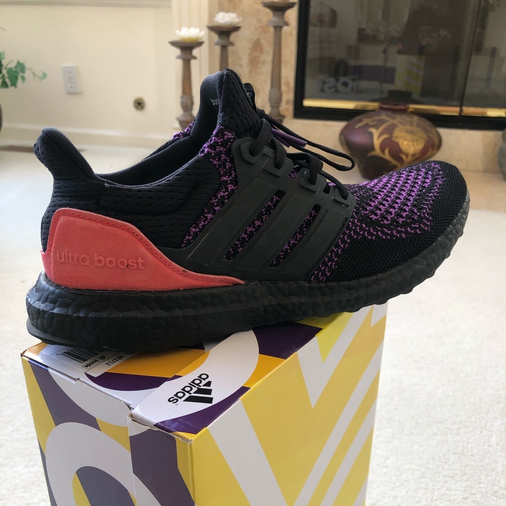 Adidas Ultraboost Celebrate Black Culture sz 8
